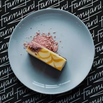 Farmyard Frozen White Chocolate Cheesecake (Serves 2)