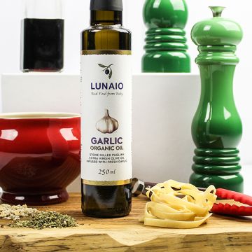 Lunaio Organic Infused Garlic Oil 250ml